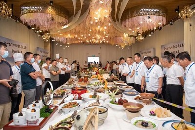 【新徽菜名徽厨】第一届“池州原生态美食名厨”职业技能大赛成功举办